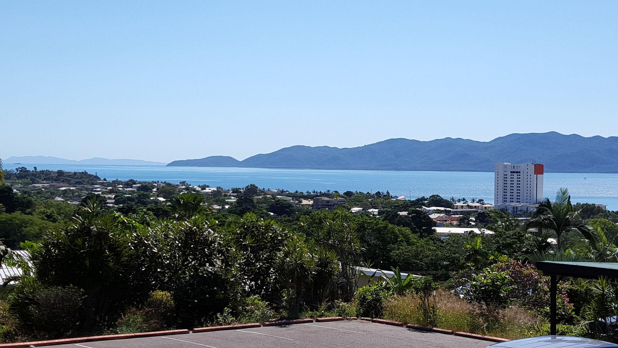 Island View Motel Townsville Exterior photo